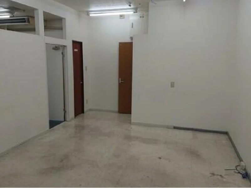 上福岡の事務所仕様物件の内装