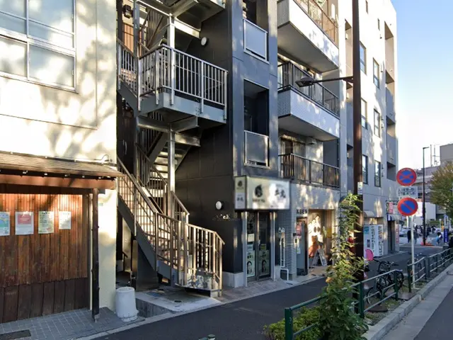 定食屋の居抜き物件の外観