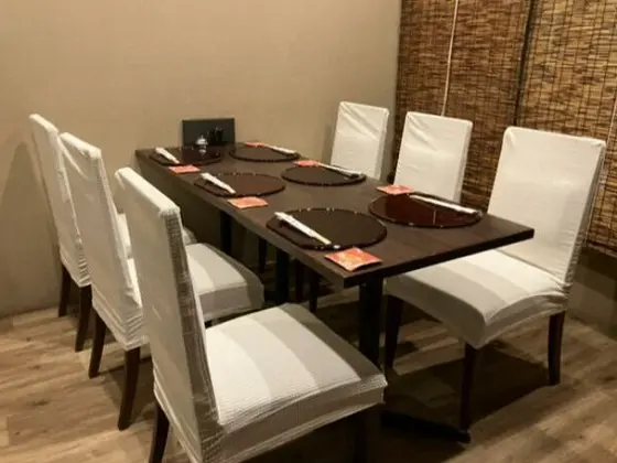 寿司の居抜き物件の内装