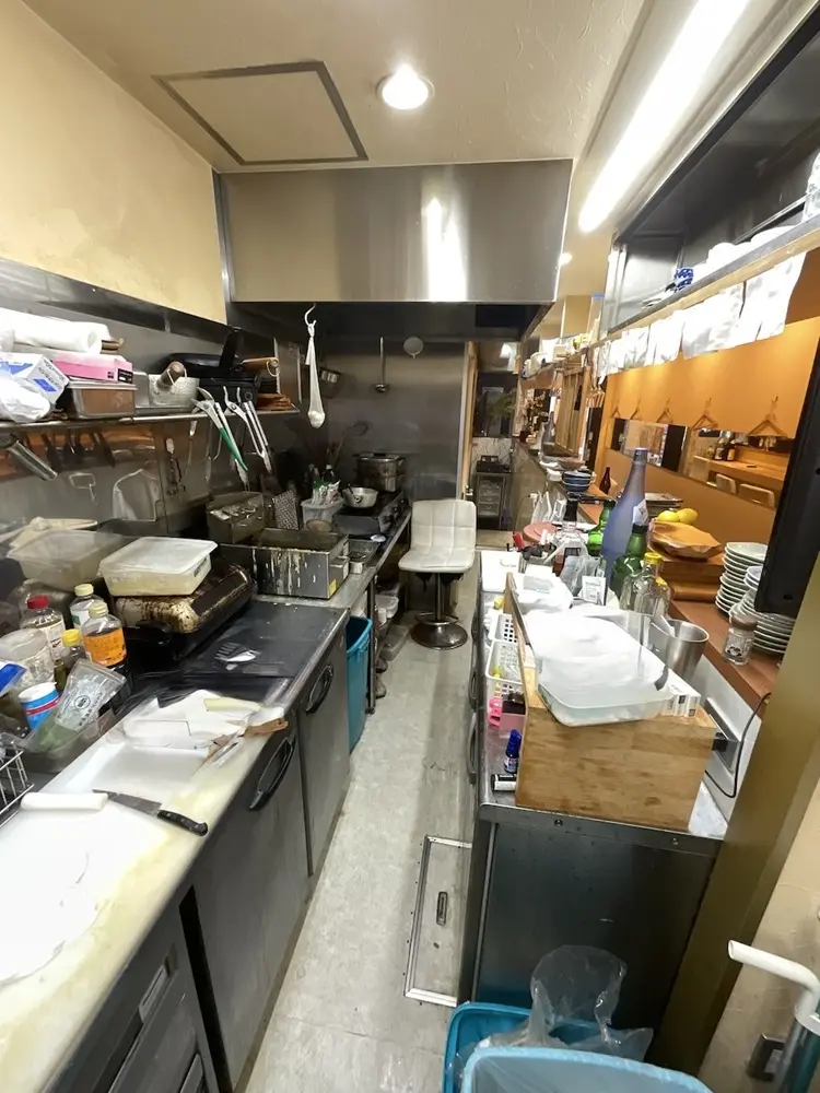 浅草の居抜き店舗の厨房