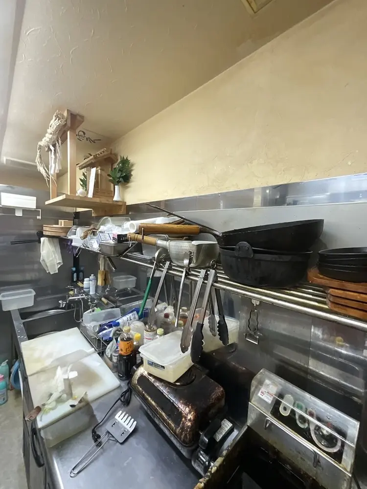 浅草の居酒屋居抜きの厨房