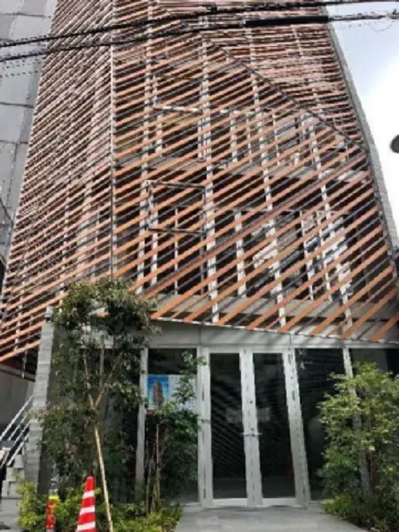 貸店舗(スケルトン)の外観