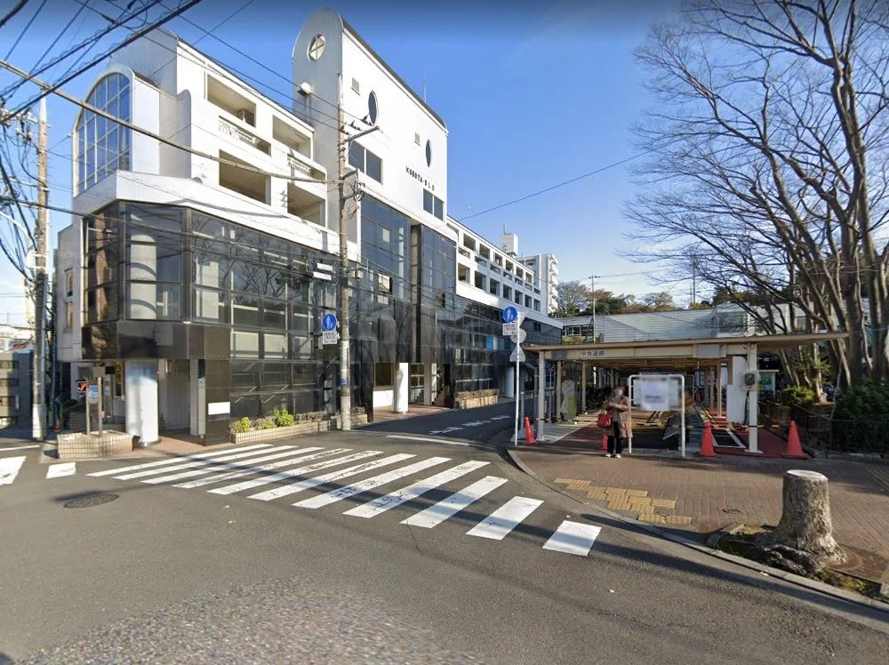 貸店舗(スケルトン)の外観