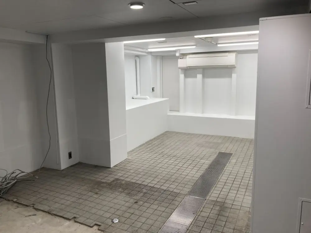 八丁堀のスケルトン物件の内装