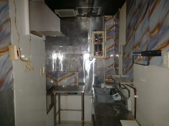 平塚の居抜き店舗の厨房