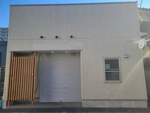 大宮のカフェ・喫茶店居抜きのエントランス