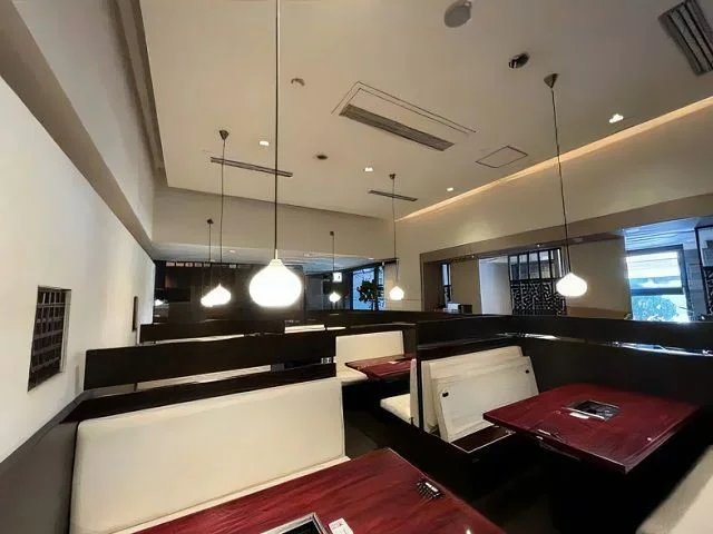 上町の居抜き店舗の内装