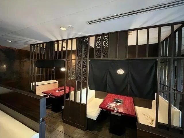 上町の焼肉屋居抜きの内装