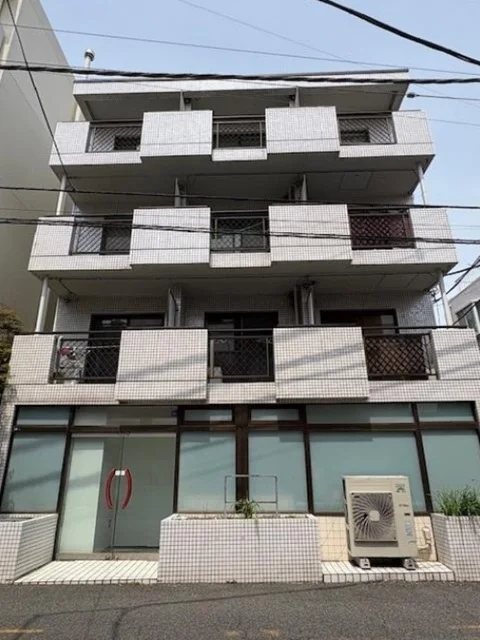 柏のスケルトン店舗物件の外観