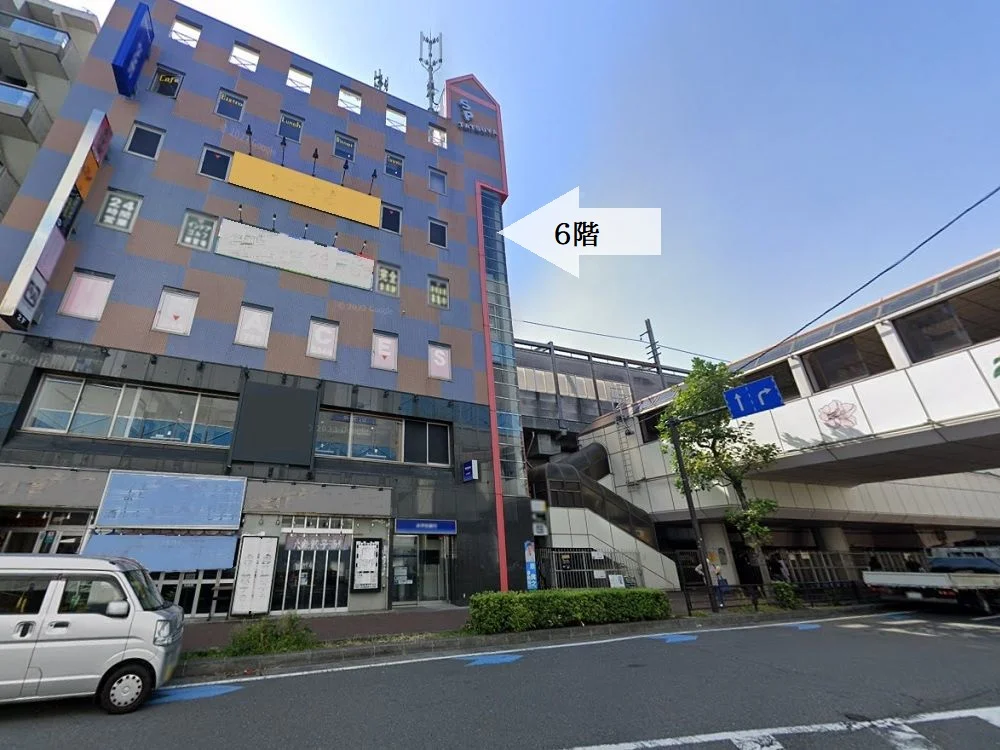 貸店舗(スケルトン)の外観