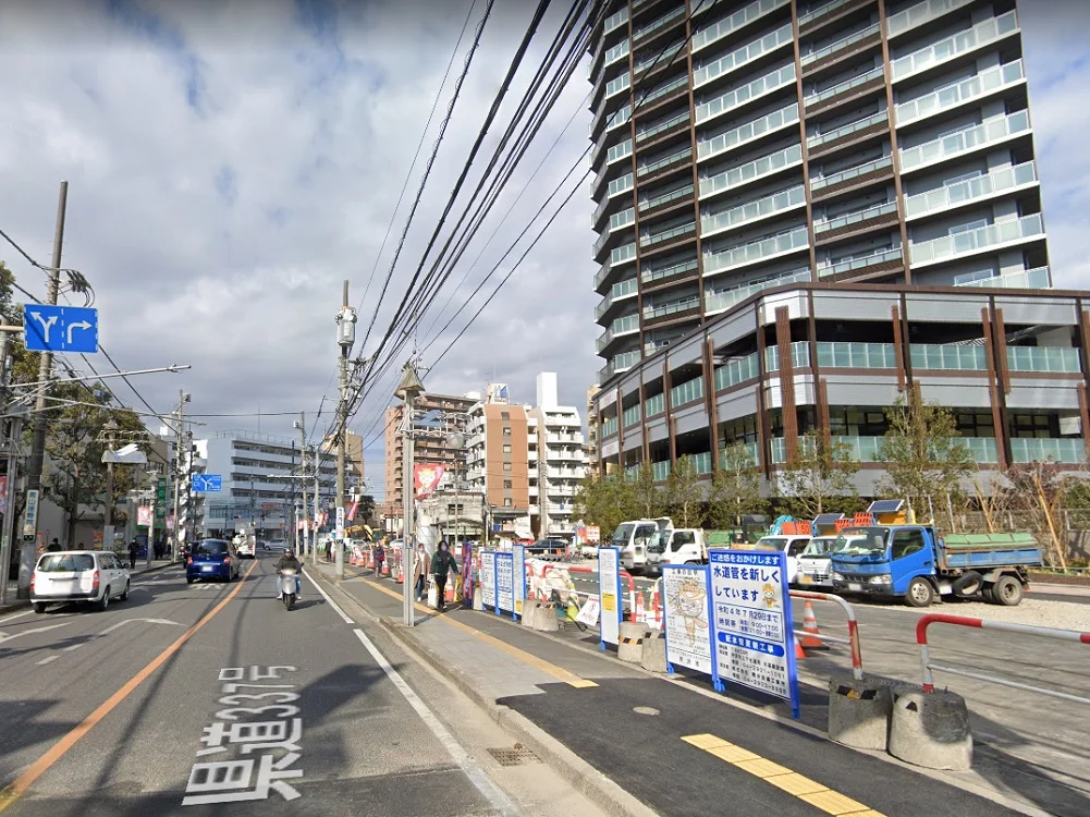 貸店舗(スケルトン)の外観