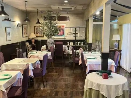 宮原のレストラン居抜きの内装