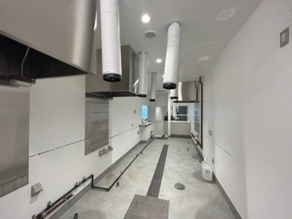 立川のスケルトン物件の厨房