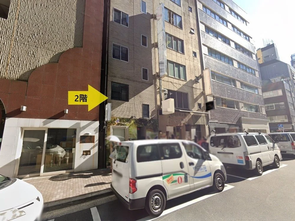 銀座のスケルトン店舗物件の外観