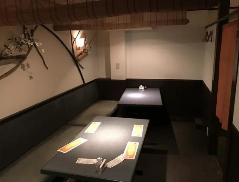 巣鴨のダイニングバー居抜きの内装