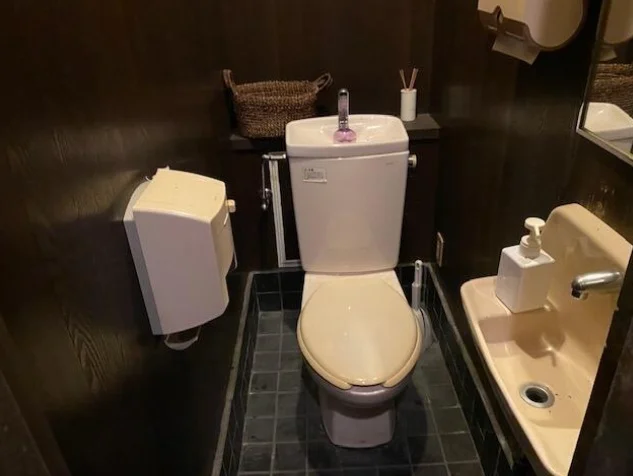 ダイニングバーの居抜き物件の内装