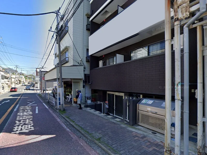 石川町のスケルトン物件の外観