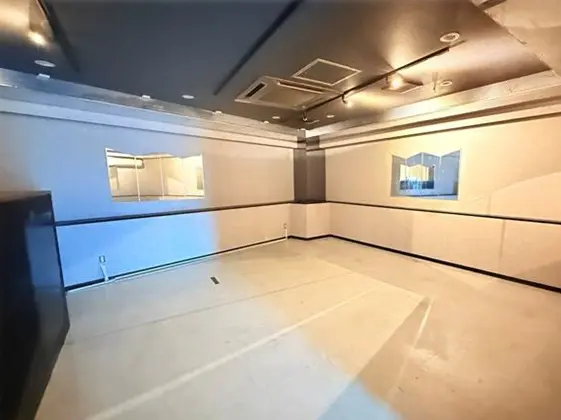 スナック・パブの居抜き物件の内装