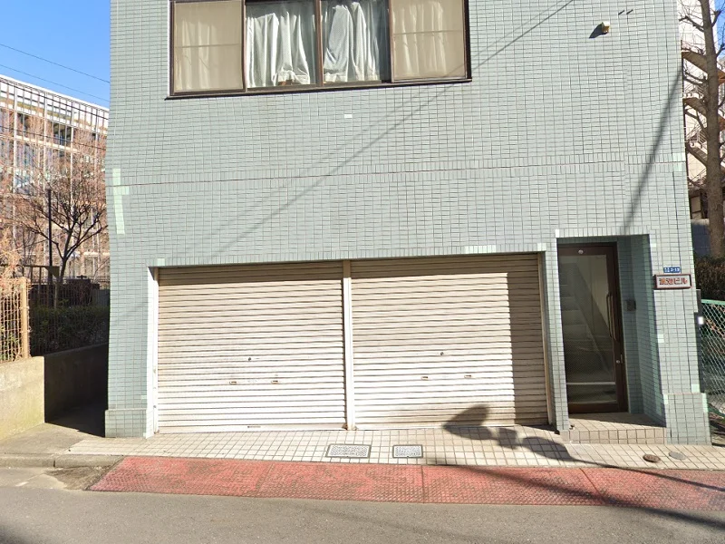 築地のスケルトン物件の外観