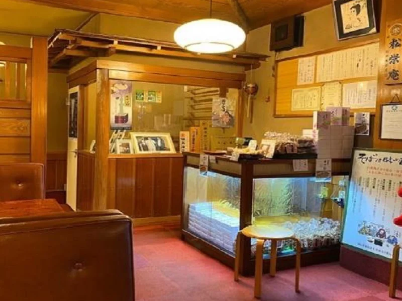 本八幡のうどん・そば居抜きの内装