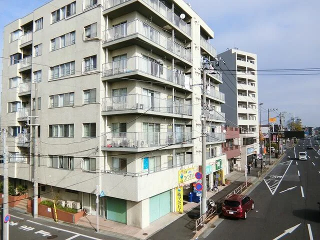 新小岩の事務所仕様店舗物件の外観