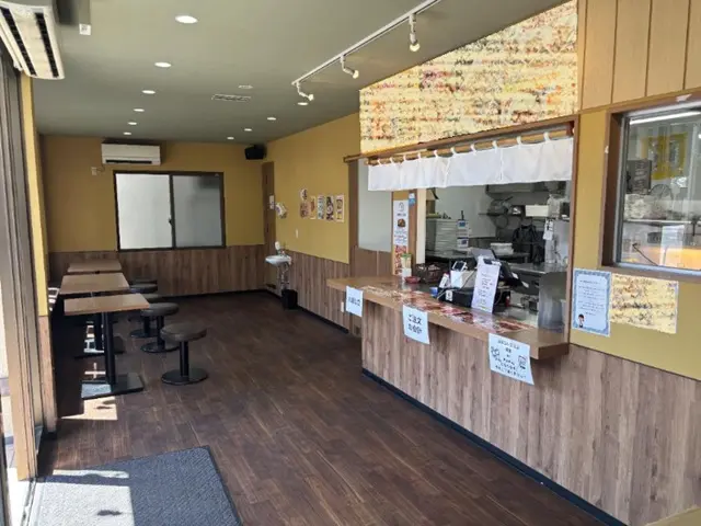 中河原の居抜き店舗の内装