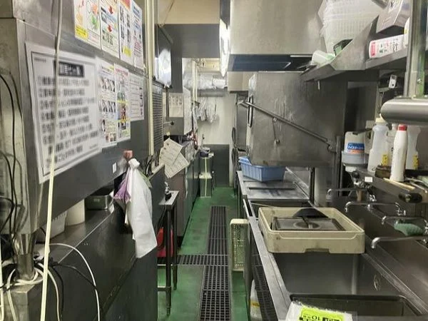 三ツ境の居酒屋居抜きの厨房