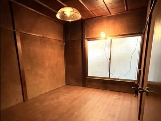 東武練馬のスケルトン店舗物件の内装