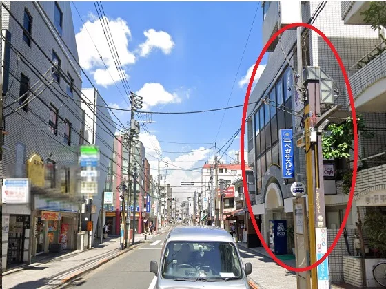 貸店舗(スケルトン)の外観