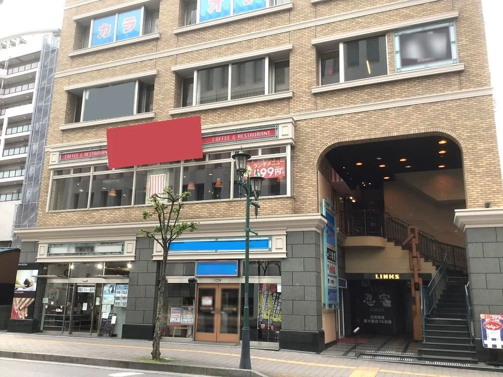 レストランの居抜き物件の外観