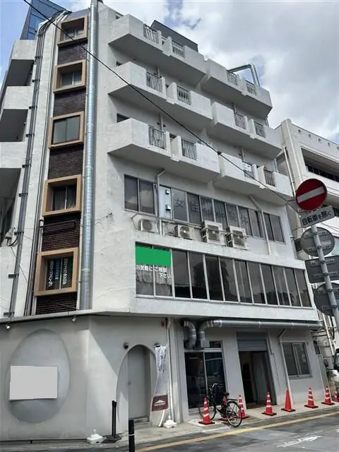 カフェ・喫茶店の居抜き物件の外観