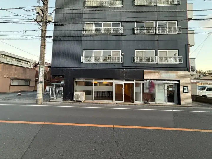 狭山市の居抜き店舗の外観
