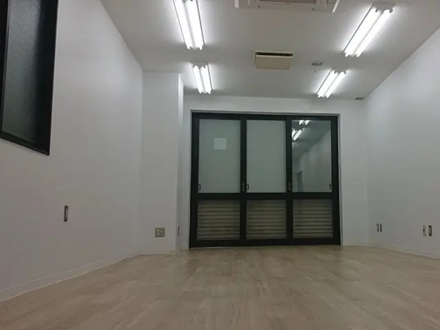 馬喰町の事務所仕様物件の内装