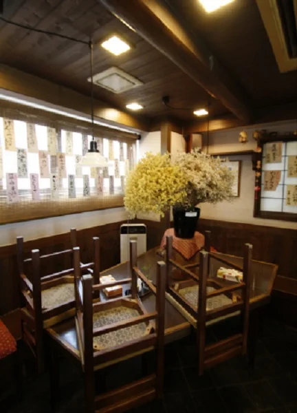 うどん・そばの居抜き物件の内装