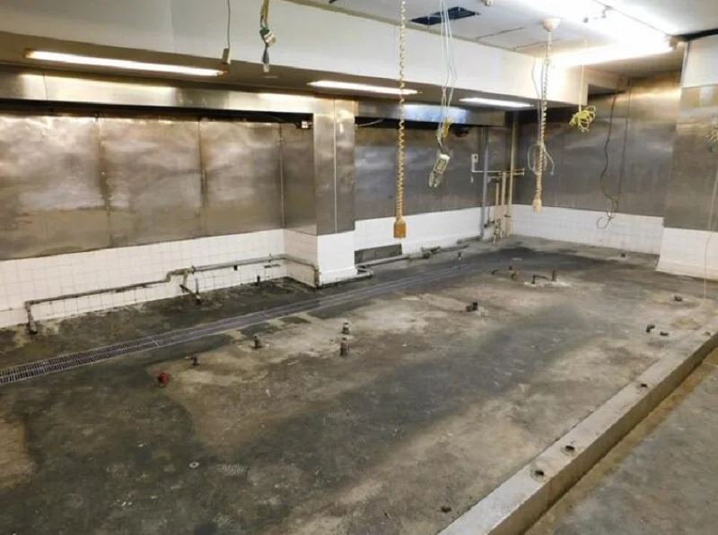 貸店舗(スケルトン)の内装