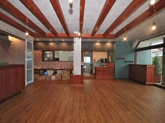 土呂の居抜き店舗の内装