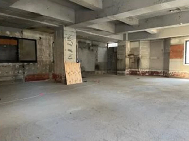 貸店舗(スケルトン)の内装