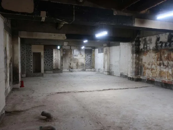 関内のスケルトン物件の内装