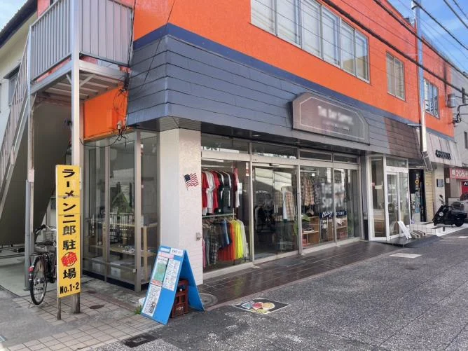 物販の居抜き物件の外観