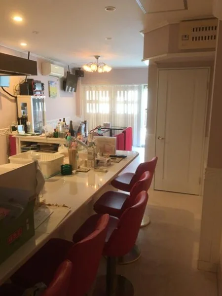 スナック・パブの居抜き物件の内装