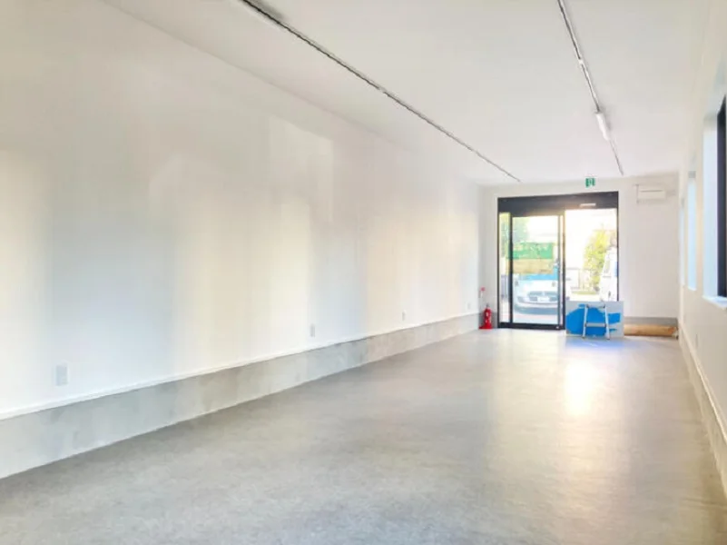 北浦和の事務所仕様店舗物件の内装