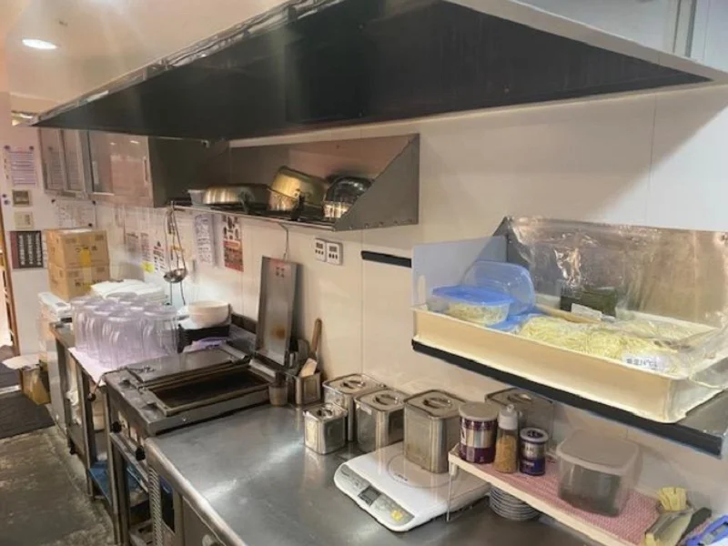 いずみ野のラーメン居抜きの厨房
