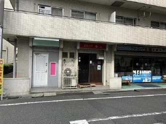 貸店舗(スケルトン)の外観