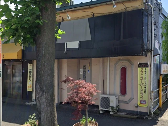 屏風浦の居抜き店舗の外観