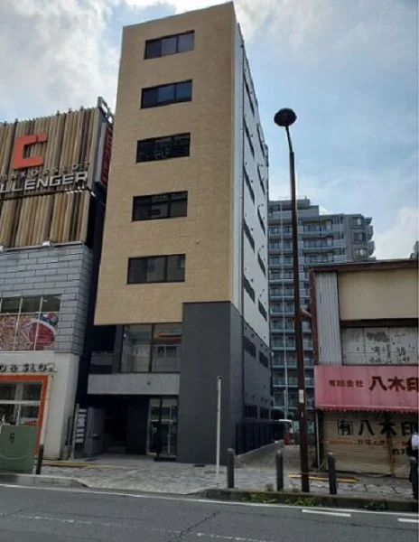 貸店舗(スケルトン)の外観