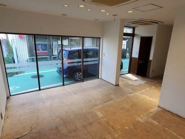 貸店舗(事務所仕様)の内装