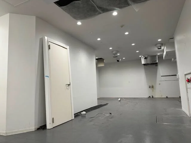 物販の居抜き物件の内装