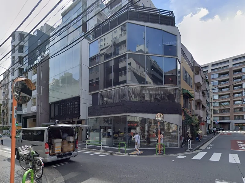 麻布十番の居抜き店舗の外観