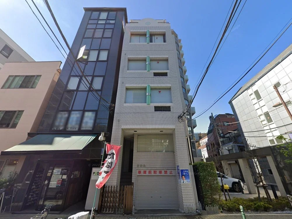 本郷三丁目の事務所仕様物件の外観