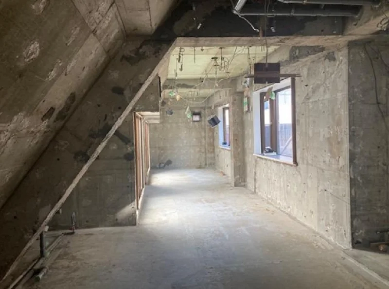 貸店舗(スケルトン)の内装